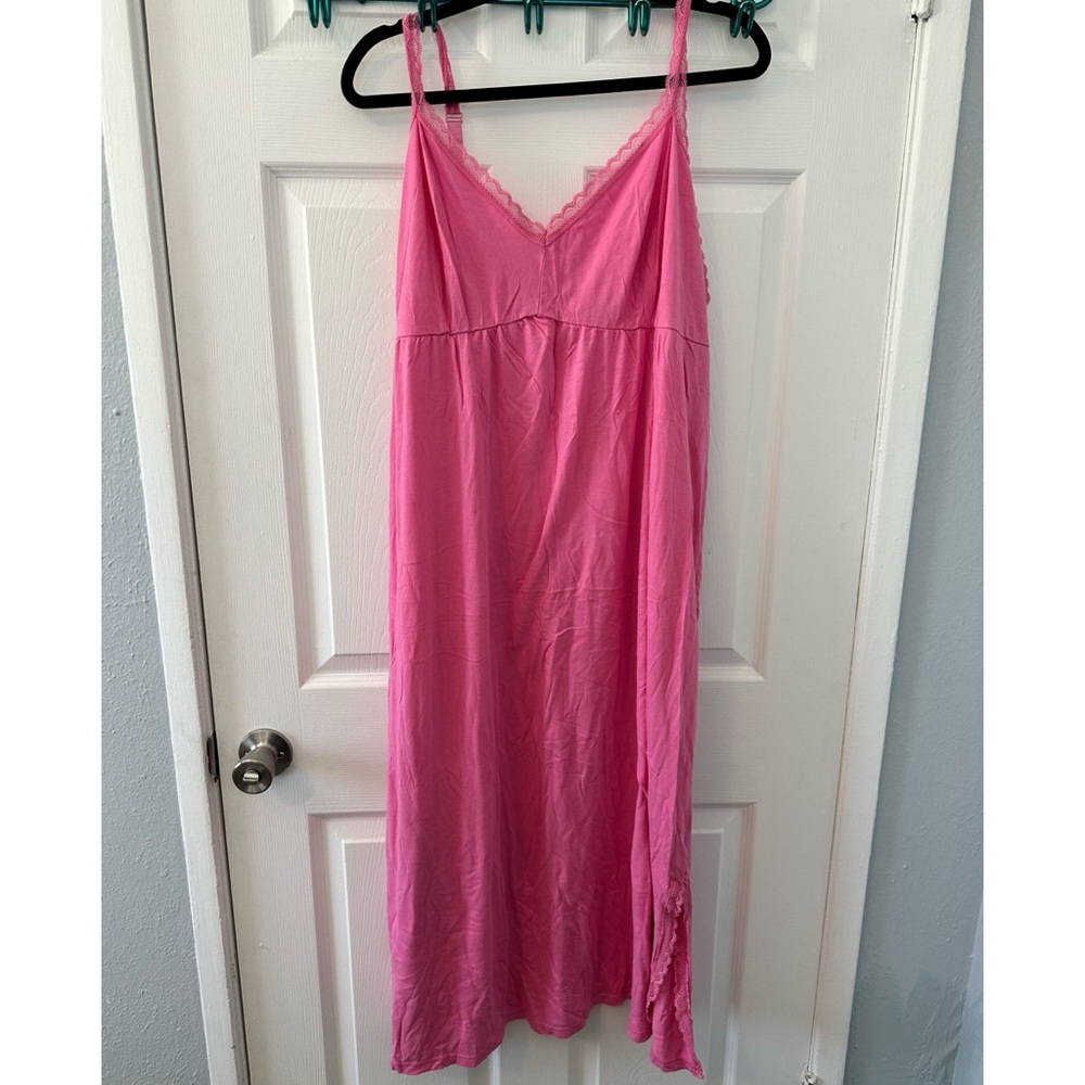 Avenue - Lace Trim Sleep Maxi Dress - pink - size 26/28
